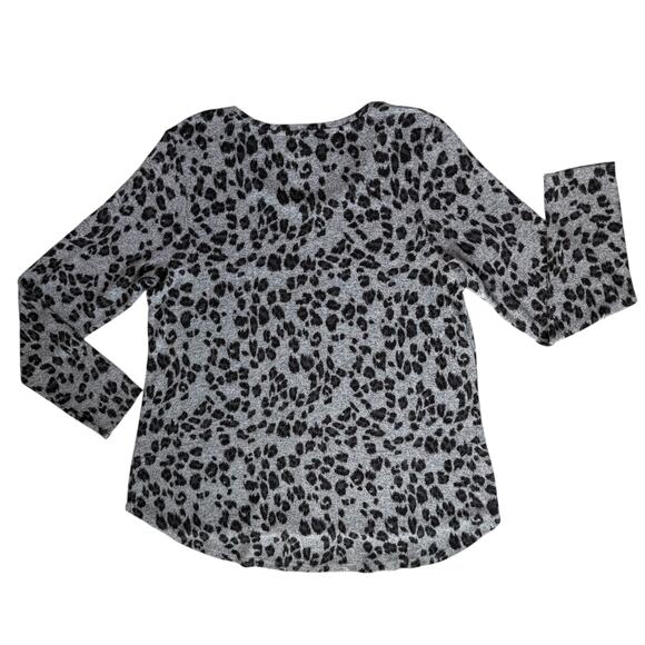Sonoma Gray Animal Print Shirt Women L Soft Lightweight Pullover Cozy Lounge Top - Picture 6 of 12